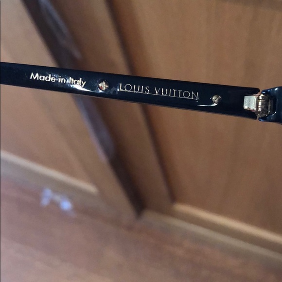 Louis Vuitton sunglasses - unworn - brand new - Picture 7 of 8